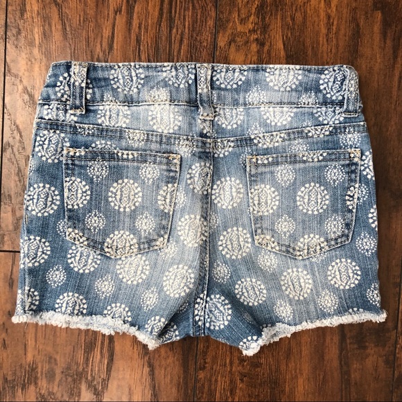 Cherokee Jean Cutoff Shorts medallion S(6/6x) - Picture 2 of 3